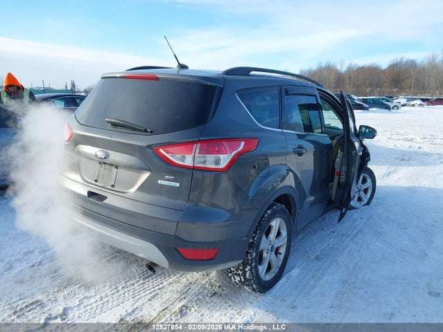 1FMCU0GX2FUA13320 Ford ESCAPE SE