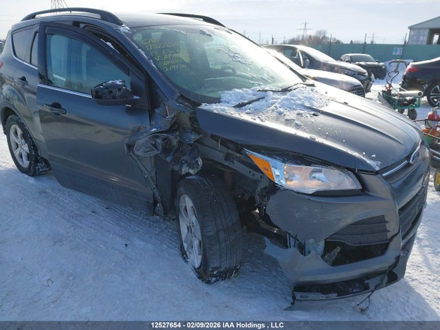 1FMCU0GX2FUA13320 Ford ESCAPE SE