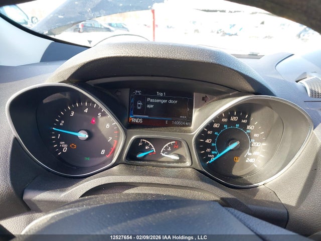 1FMCU0GX2FUA13320 Ford ESCAPE SE
