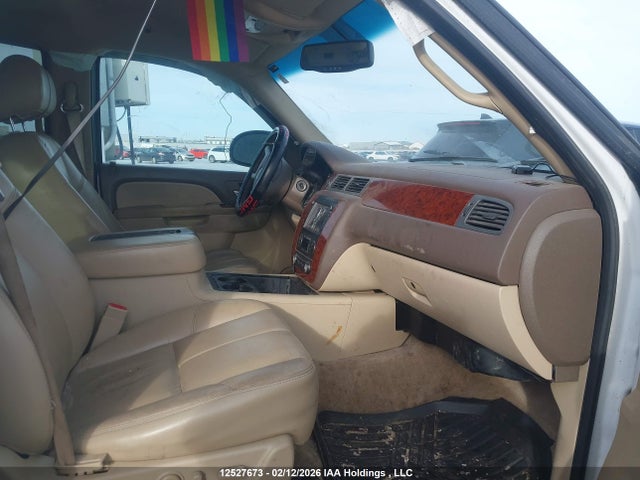12527673 :رقم المزاد ، 1GKUKKE35AR265539 vin ، 2010 Gmc Yukon Xl 1500 Slt مزاد بيع
