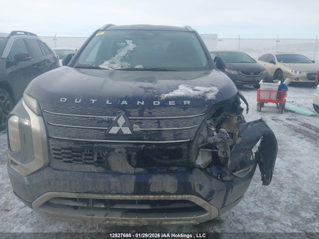 JA4T5UA92PZ603700 Mitsubishi Outlander