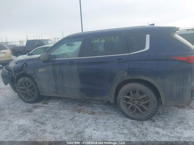 JA4T5UA92PZ603700 Mitsubishi Outlander