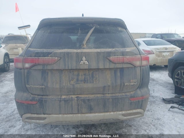 JA4T5UA92PZ603700 Mitsubishi Outlander