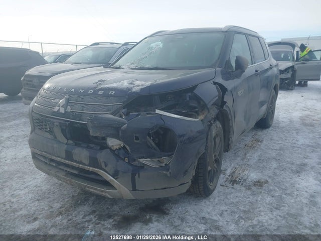 JA4T5UA92PZ603700 Mitsubishi Outlander