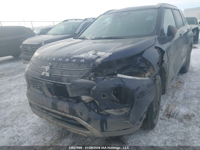 JA4T5UA92PZ603700 Mitsubishi Outlander