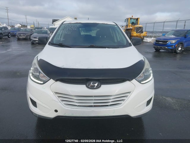 KM8JTCAF4FU067178 Hyundai Tucson Gl