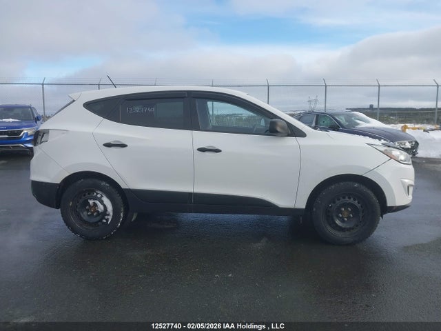 KM8JTCAF4FU067178 Hyundai Tucson Gl