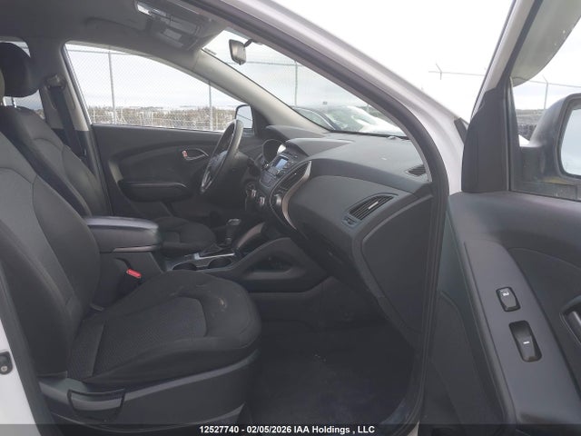 KM8JTCAF4FU067178 Hyundai Tucson Gl