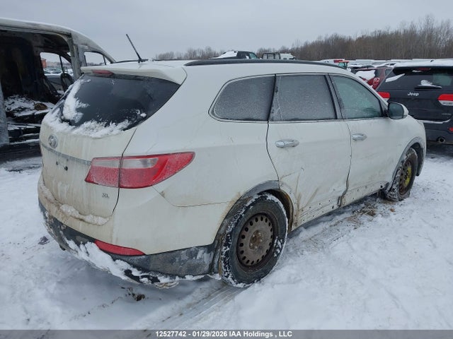 KM8SM4HF8GU136503 Hyundai SANTA FE XL