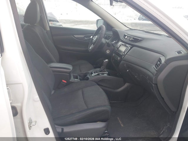 5N1AT2MT2JC778260 Nissan ROGUE S/SV