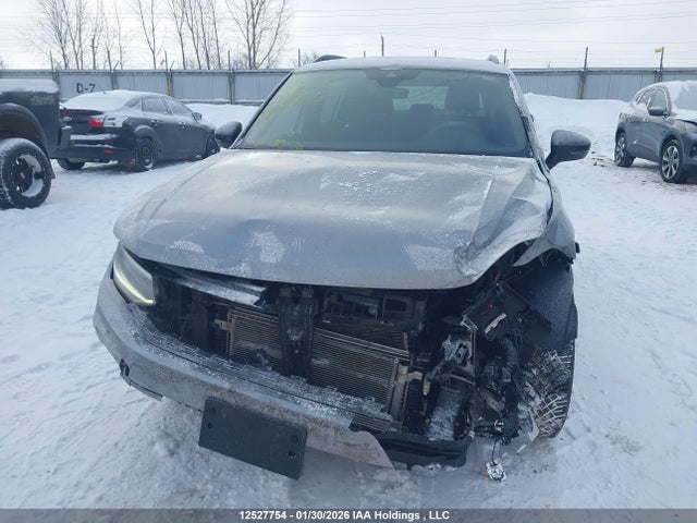 3VV8B7AX7PM088233 Volkswagen Tiguan Comfortline R-line Black