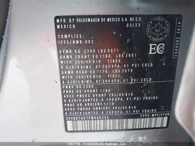 3VV8B7AX7PM088233 Volkswagen Tiguan Comfortline R-line Black