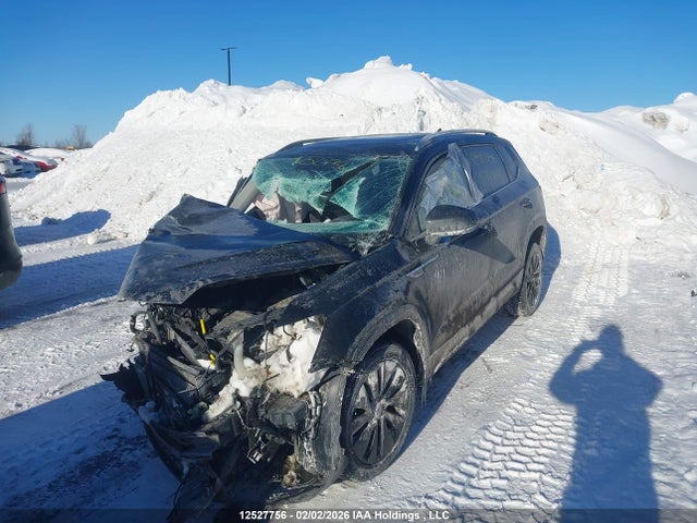 12527756 :رقم المزاد ، 3VVEX7B24RM037444 vin ، 2024 Volkswagen Taos Se مزاد بيع