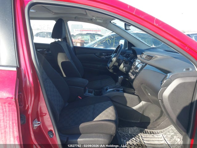 JN1BJ1CR0JW288030 Nissan Qashqai S/sl/sv