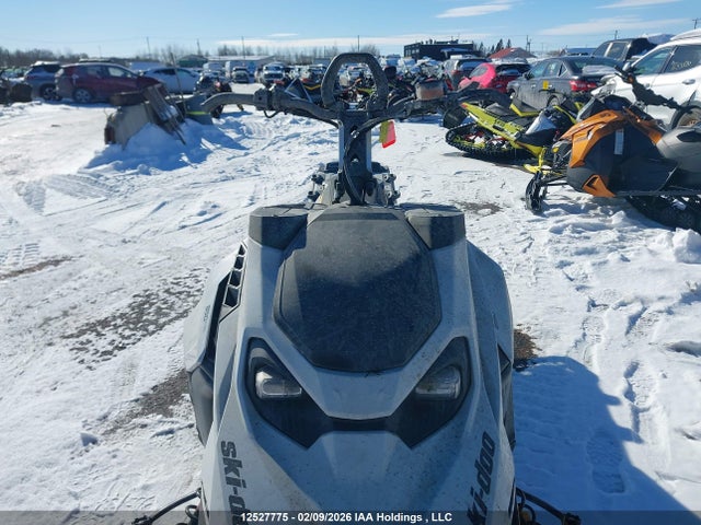 Skidoo Summit 850 2023 YH2SCGPFXPR000885 Image 12