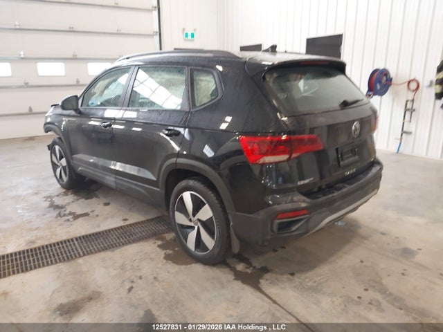 3VVGX7B27RM079101 Volkswagen Taos Trendline