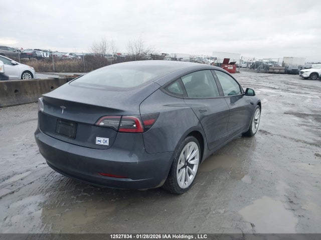 5YJ3E1EAXNF258007 Tesla MODEL 3