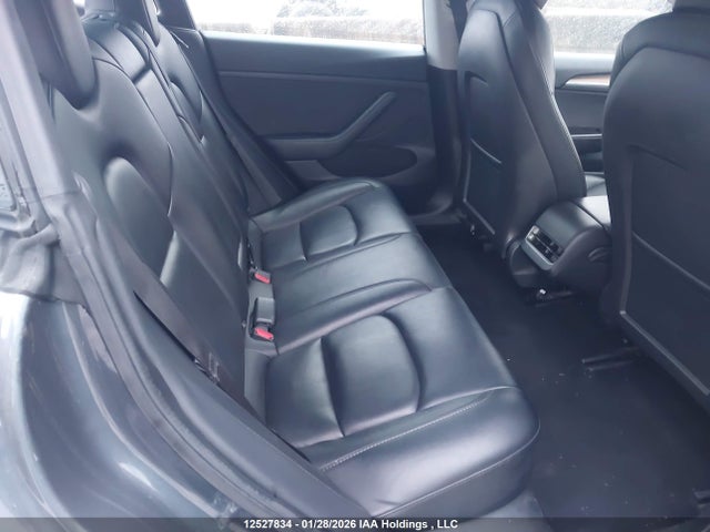 5YJ3E1EAXNF258007 Tesla MODEL 3