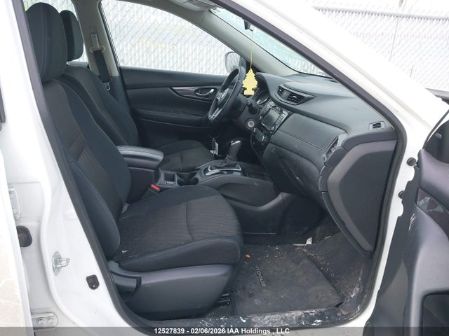 5N1AT2MV5JC799976 Nissan Rogue
