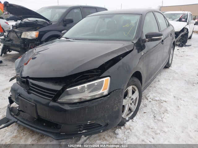 3VW2K7AJXEM332693 Volkswagen Jetta 2.0l Trendline+