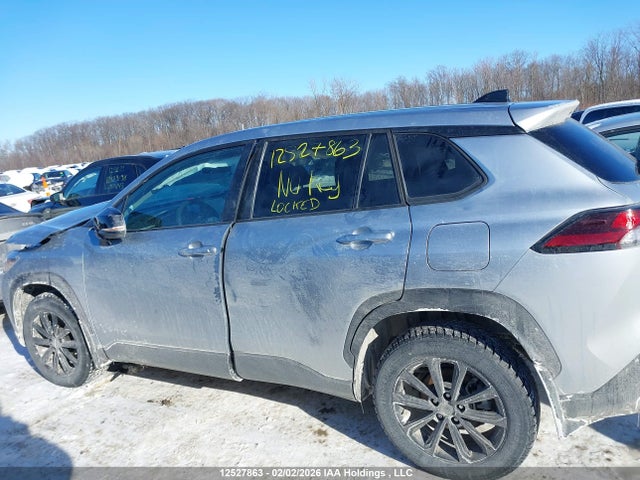 12527863 :رقم المزاد ، 7MUCAABGXTV154748 vin ، 2026 Toyota Corolla Cross Le مزاد بيع
