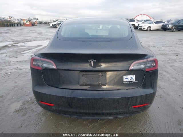 5YJ3E1EB7NF295704 Tesla MODEL 3