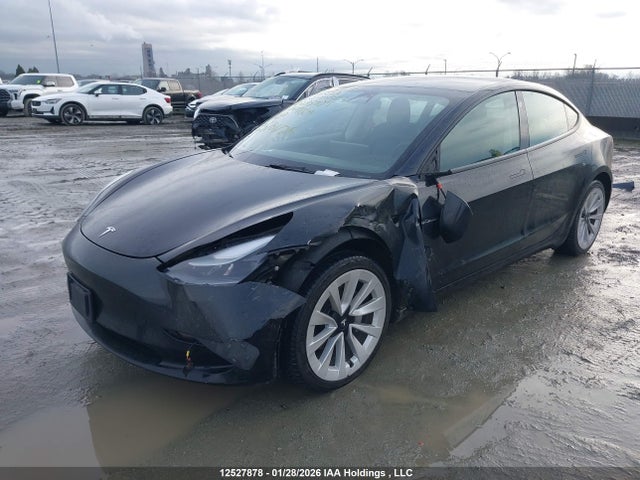 5YJ3E1EB7NF295704 Tesla MODEL 3