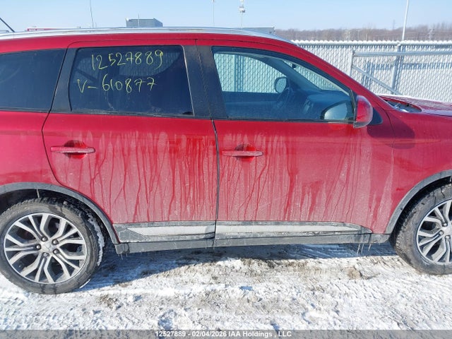 JA4AZ2A35GZ610877 Mitsubishi Outlander Es