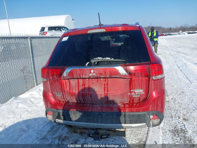 JA4AZ2A35GZ610877 Mitsubishi Outlander Es