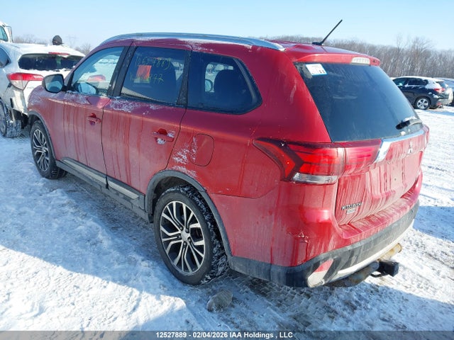 JA4AZ2A35GZ610877 Mitsubishi Outlander Es