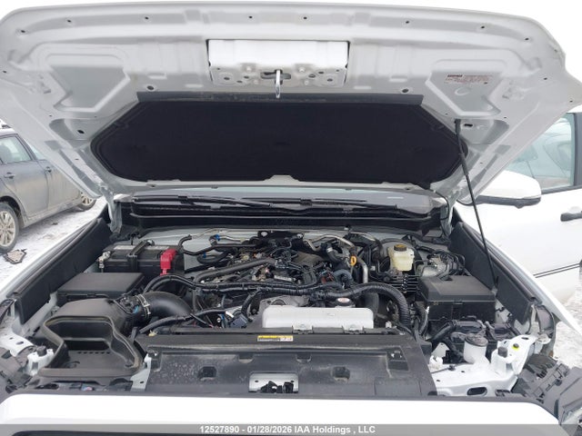 3TYLB5JN9ST099646 Toyota Tacoma Double Cab/sr5/trd Sport/trd Off Road/ltd