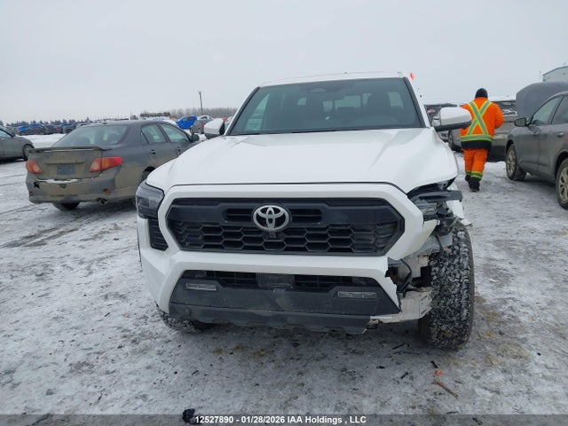 3TYLB5JN9ST099646 Toyota Tacoma Double Cab/sr5/trd Sport/trd Off Road/ltd