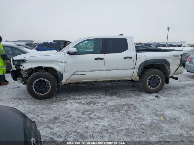 3TYLB5JN9ST099646 Toyota Tacoma Double Cab/sr5/trd Sport/trd Off Road/ltd