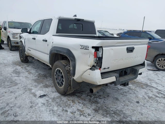 3TYLB5JN9ST099646 Toyota Tacoma Double Cab/sr5/trd Sport/trd Off Road/ltd