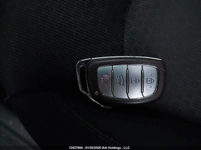 KMHD84LF2JU499200 Hyundai Elantra Gl Se