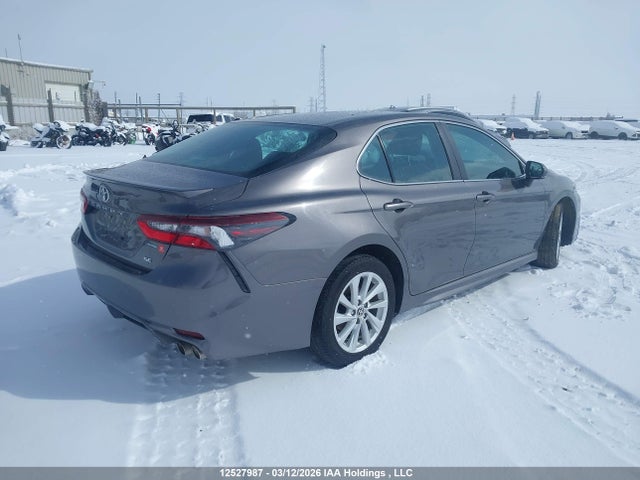 4T1G11AK0NU703790 Toyota Camry Se/se Night Shade