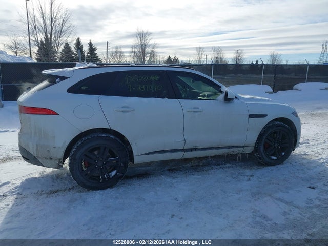 SADCM2FV7JA297090 Jaguar F-Pace