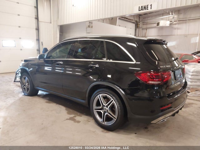 W1N0G8EB1NV368016 Mercedes-Benz Glc 300 4matic