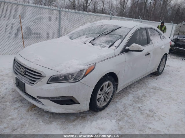 Aukcja sprzedaży 2015 Hyundai Sonata Se, vin: 5NPE24AF7FH201593, numer aukcji: 12528015