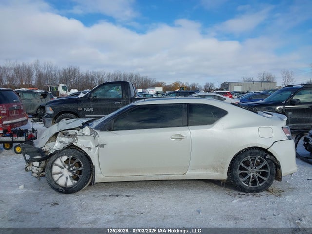 Scion TC 2015 JTKJF5C7XFJ005999 Image 15