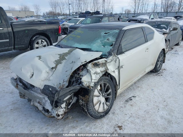 Scion TC 2015 JTKJF5C7XFJ005999 Image 2