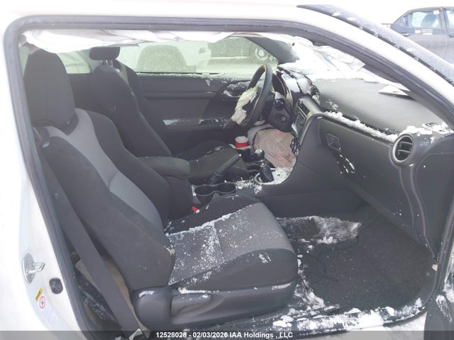 Scion TC 2015 JTKJF5C7XFJ005999 Image 5