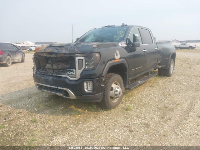 GMC Sierra K3500 Denali 2021 1GT49WEY7MF148979 Image 2