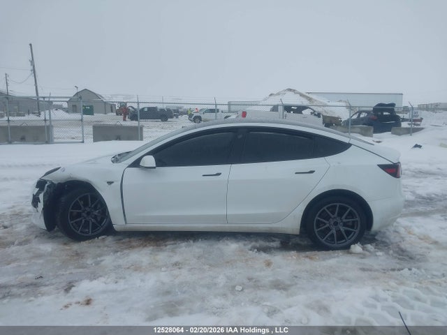 LRW3E1FA4PC945088 Tesla Model 3 Rwd