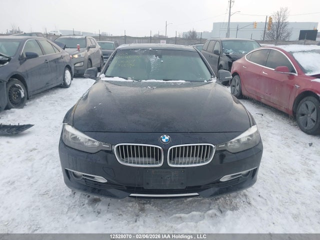 WBA3C3C54EF985532 BMW 320i Xdrive