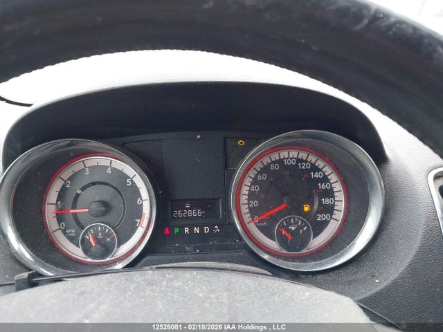 2C4RDGBG3GR266997 Dodge Grand Caravan