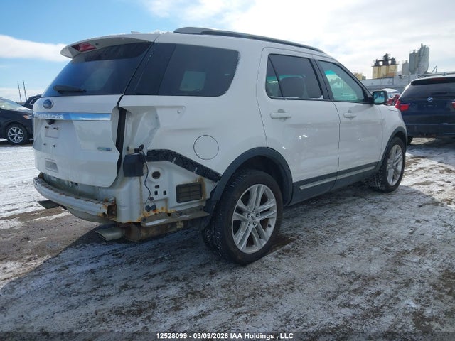 Продажа на аукционе авто 2016 Ford Explorer Xlt, vin: 1FM5K8D85GGD07529, номер лота: 12528099