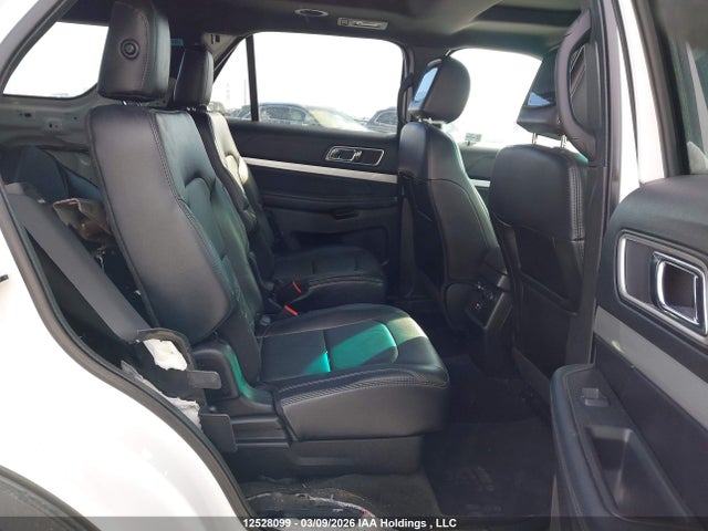 Продажа на аукционе авто 2016 Ford Explorer Xlt, vin: 1FM5K8D85GGD07529, номер лота: 12528099