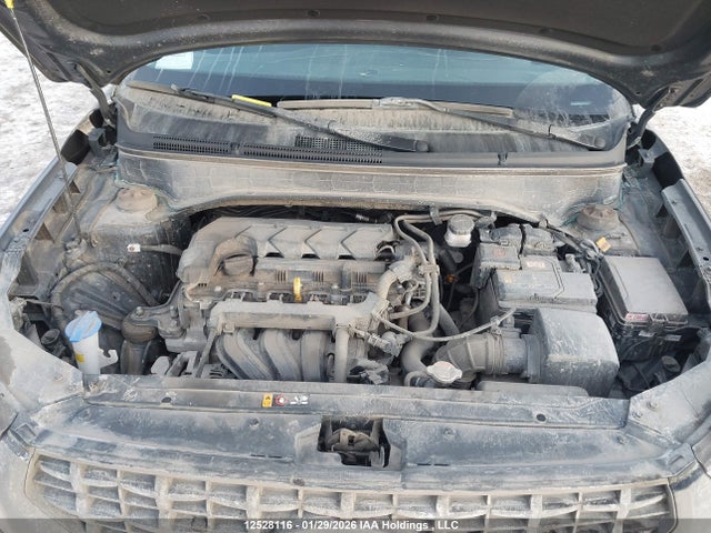 Hyundai Venue Essential 2024 KMHRB8A32RU312816 Image 10