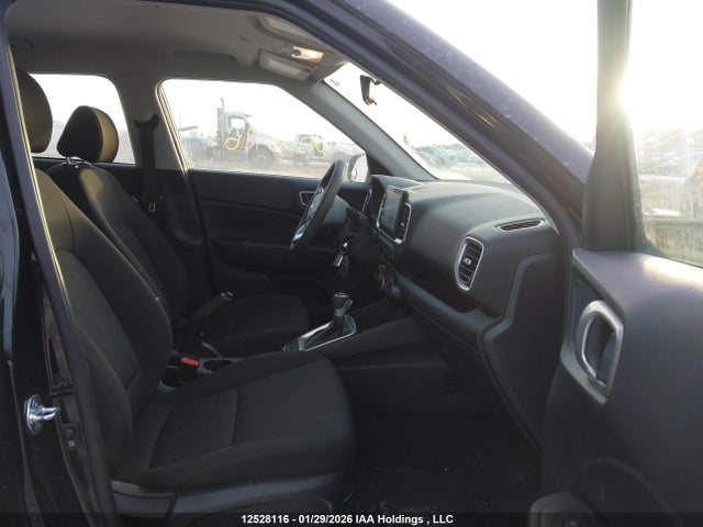 Hyundai Venue Essential 2024 KMHRB8A32RU312816 Image 5